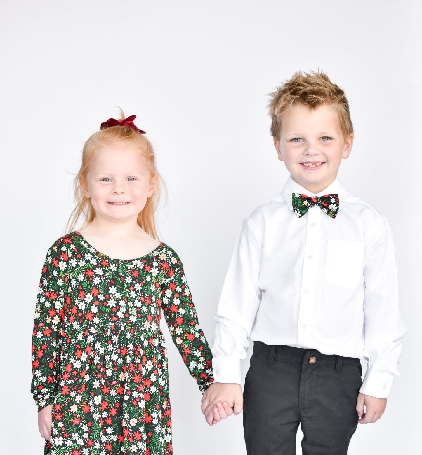 Adjustable Bow Tie | Christmas Floral